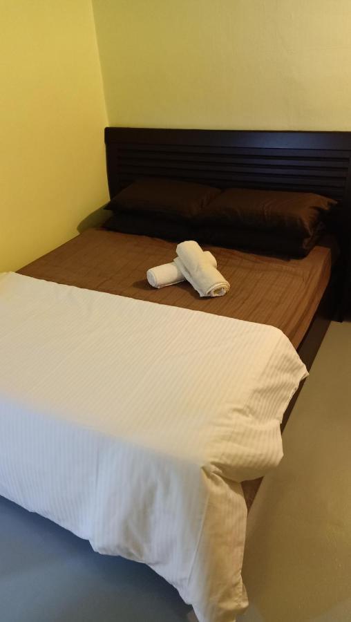 באטו פאהאט Snoopy Homestay Two Bedroom מראה חיצוני תמונה
