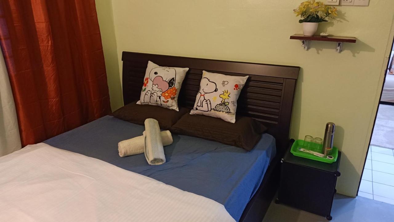 באטו פאהאט Snoopy Homestay Two Bedroom מראה חיצוני תמונה